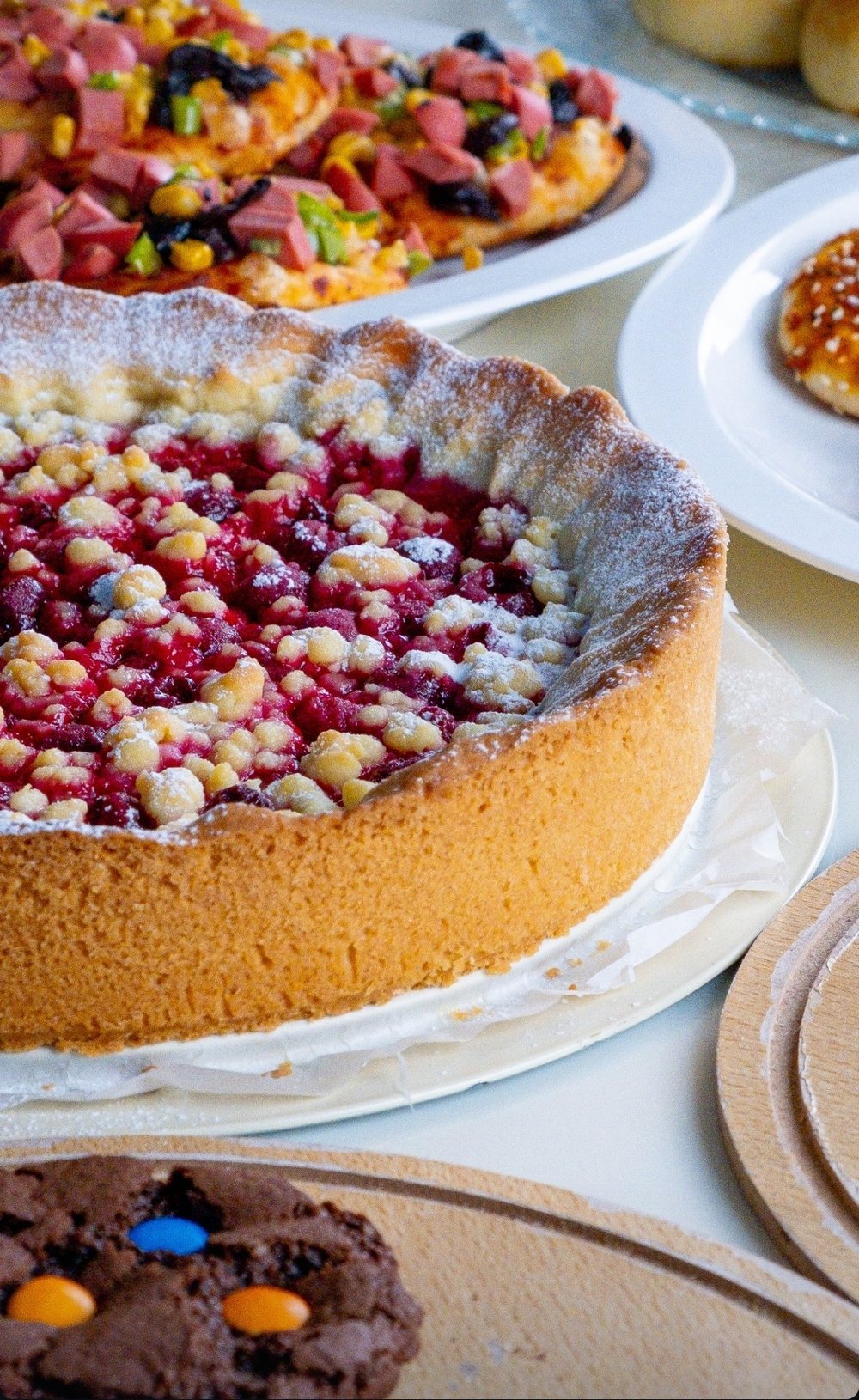 Kızılcıklı tart ve mini pizza